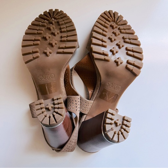 NWOT Franco Sarto Allister 2 Perforated Suede Leather Lug Sole Heeled Sandals - Picture 9 of 10